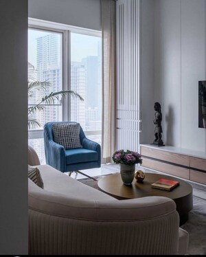 Team Area in 2 BHK Apartment at Indiabulls Blu, Worli – for Rent