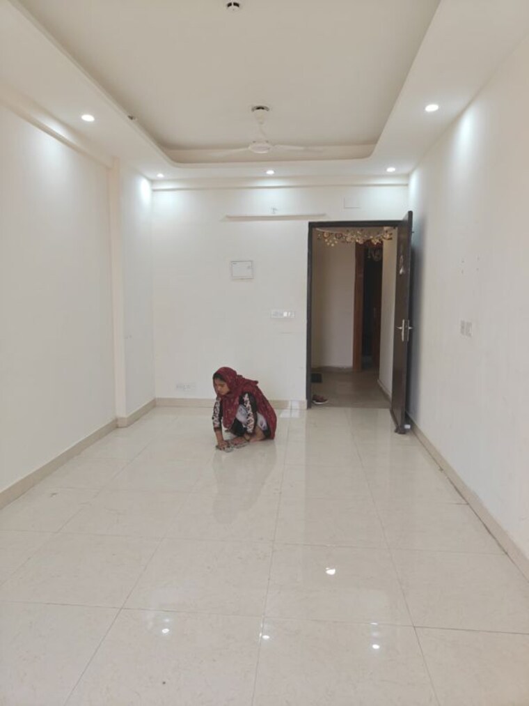 Room, signature-global-prime 2 Bedroom 650 Sq.Ft. Apartment In Sector 63a Gurgaon 10459298