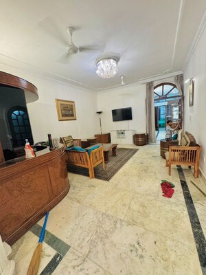Tv Room in 3 BHK Builder Floor at Gautam Nagar – for Rent