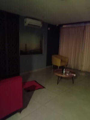 Living Room in  Office Space at Richmond Town – for Rent