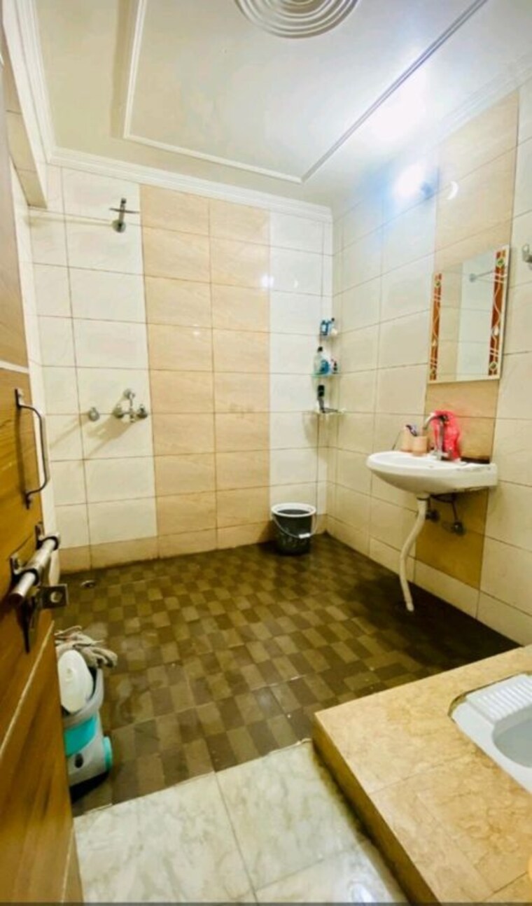 Bathroom, eldeco-mystic-green-phase-ii 2 Bedroom 250 Sq.Mt. Independent House In Omicron I Greater Noida Greater Noida 10459337