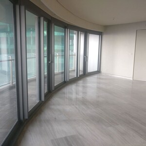 Room in 4 BHK Apartment at Lodha World One, Worli – for Rent
