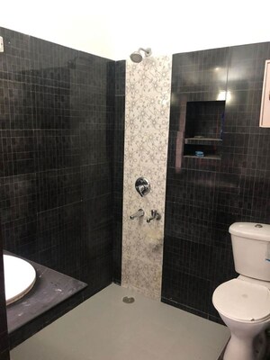 Bathroom in 2 BHK Builder Floor at Dayanand Colony – for Rent