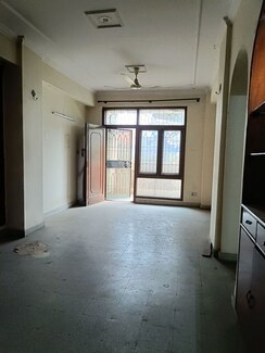 3 BHK + Pooja Room Apartment For Sale in Vasundhara Enclave