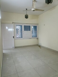 3 BHK + Pooja Room Apartment For Sale in Vasundhara Enclave