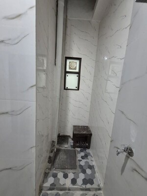  1 BHK Independent House at Sector 51 – for Rent
