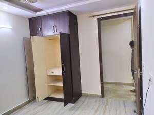 Master Bedroom in 3 BHK Builder Floor at Govindpuri – for Rent