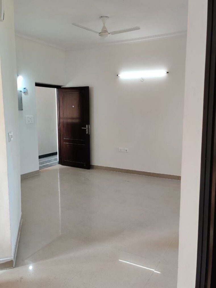 Room, the-center-court-prime 3 Bedroom 1900 Sq.Ft. Apartment In Sector 88a Gurgaon 10459414