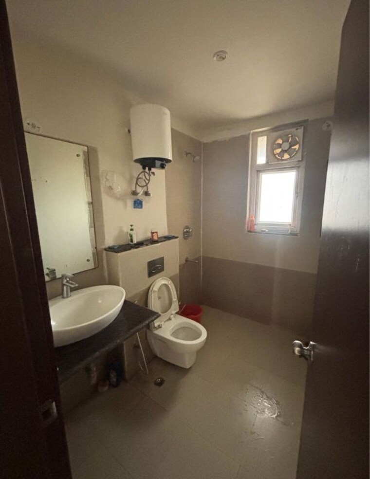 Bathroom, ats-triumph 3 Bedroom 2290 Sq.Ft. Apartment In Sector 104 Gurgaon 10459421
