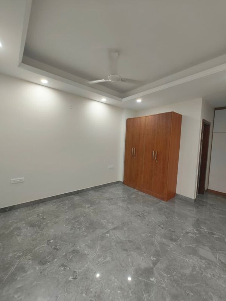 Room, sector 23a 2 Bedroom 1000 Sq.Ft. Builder Floor In Sector 23a Gurgaon 10459442
