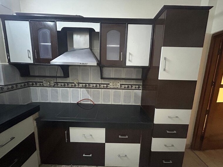 Kitchen, sector 22 4 Bedroom 3542 Sq.Ft. Builder Floor In Sector 22 Gurgaon 10459447