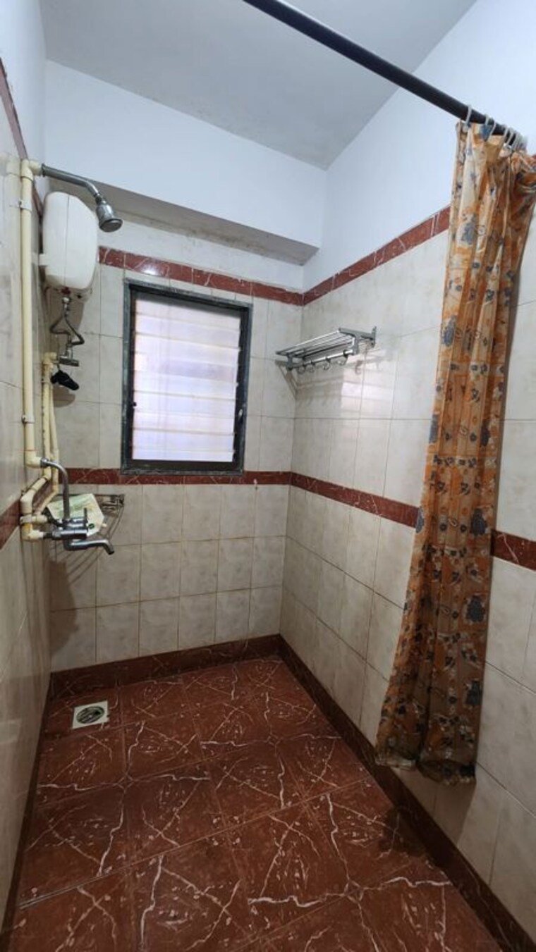 Bathroom, lokhandwala-residency 1 Bedroom 685 Sq.Ft. Apartment In Worli Mumbai 10459449