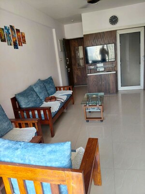 2 BHK Apartment For Rent in DB Parkwoods, Kasarvadavali