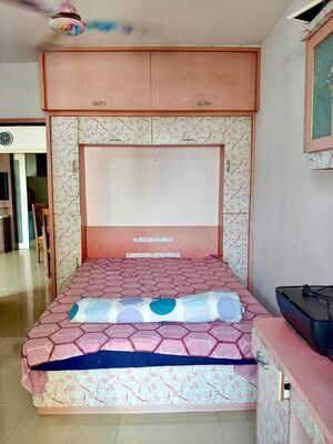 Bedroom in 2 BHK Apartment at DB Parkwoods, Kasarvadavali – for Rent