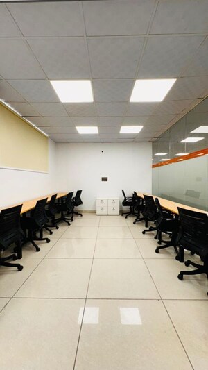  Office Space For Rent in Madhu Vihar, Sector 62 A Noida