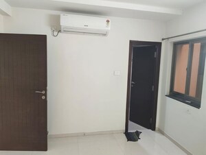 Room in 3 BHK Builder Floor at Frontline Seven, Kokapet – for Rent
