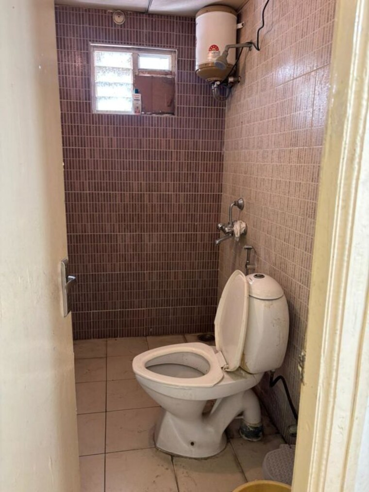 Bathroom, janapriya-apartments-v 2.5 Bedroom 1210 Sq.Ft. Apartment In Miyapur Hyderabad 10459559