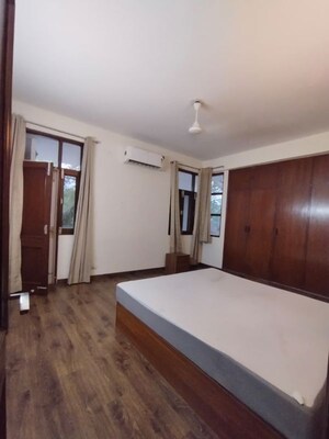 Room in 3 BHK Builder Floor at Malviya Nagar – for Rent