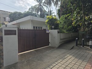 Balcony in 6 BHK Independent House at High Grounds – for Sale
