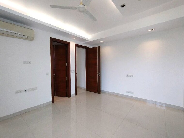 Room, malviya nagar 3 Bedroom 222 Sq.Yd. Builder Floor In Malviya Nagar Delhi 10459580