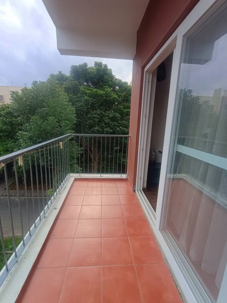 Balcony, elite-breeze 3 Bedroom 1600 Sq.Ft. Apartment In Harlur Bangalore 10459584