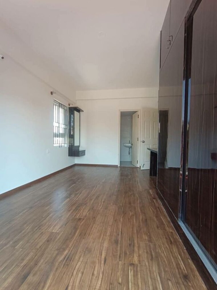 Room, elite-breeze 3 Bedroom 1600 Sq.Ft. Apartment In Harlur Bangalore 10459584