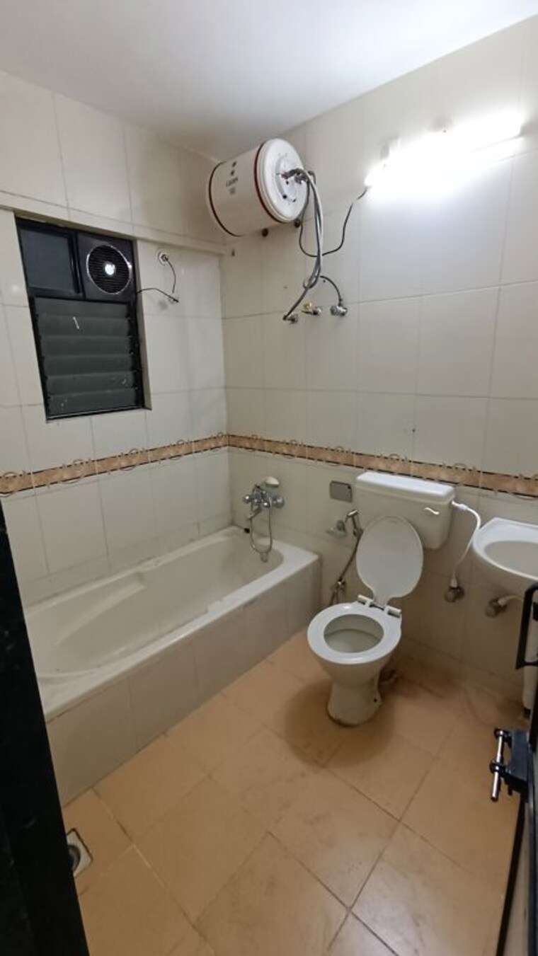 Bathroom, pate-sanskruti 3 Bedroom 1400 Sq.Ft. Apartment In Sahakar Nagar Pune 10459570
