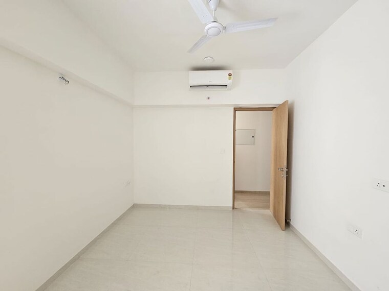 Room, oberoi-elysian-tower-a 3 Bedroom 3320 Sq.Ft. Apartment In Goregaon East Mumbai 10459590