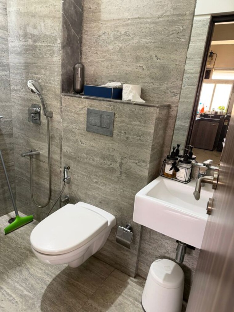 Bathroom, aditi-shristi-residency 2 Bedroom 990 Sq.Ft. Apartment In Jogeshwari East Mumbai 10459605