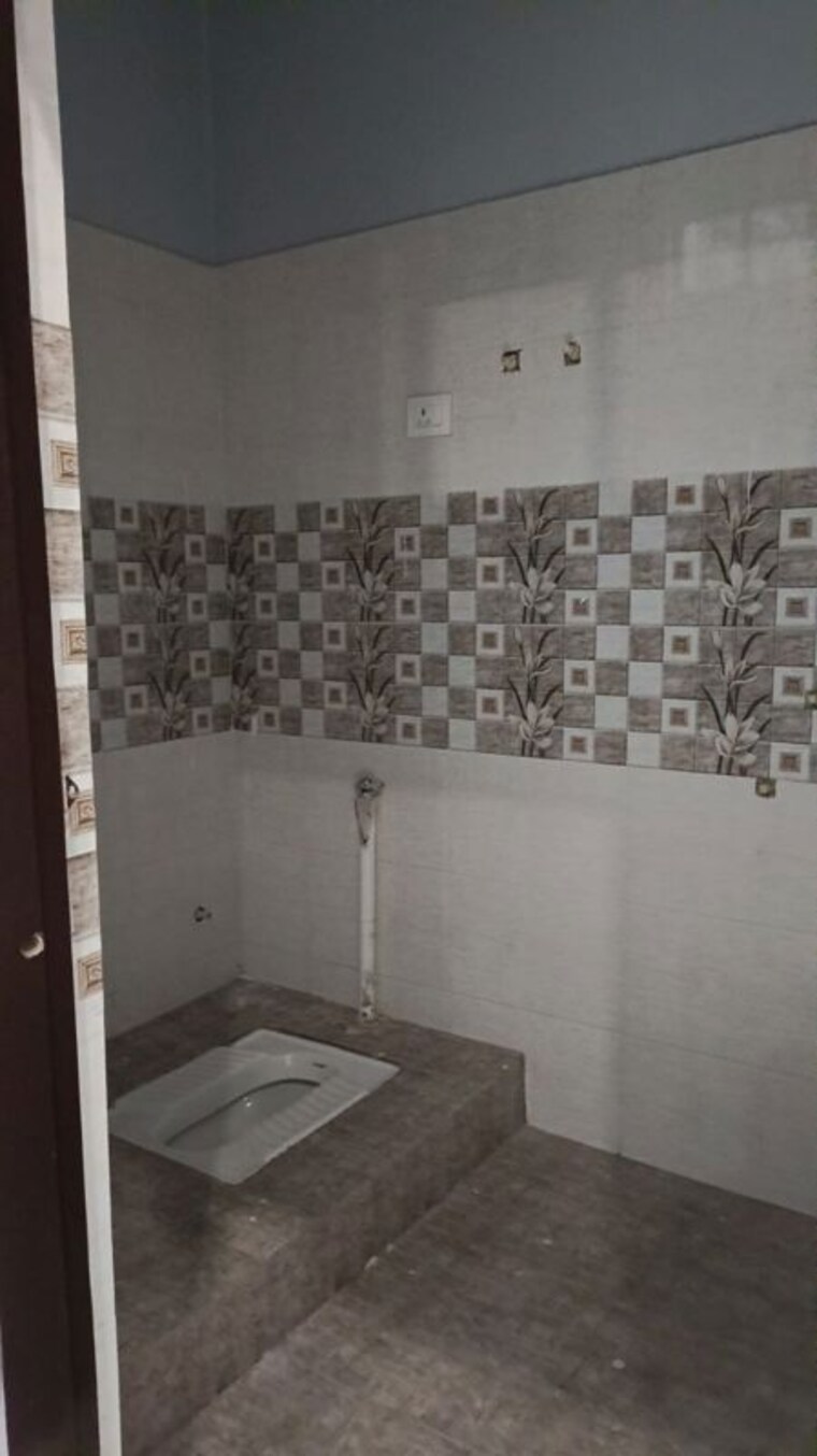 Bathroom, chinhat 2 Bedroom 1100 Sq.Ft. Independent House In Chinhat Lucknow 10459627