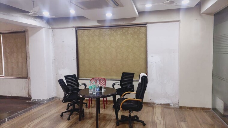 Common Area, kamgar putala vasahat Commercial Office Space 2275 Sq.Ft. In Kamgar Putala Vasahat Pune 10459630