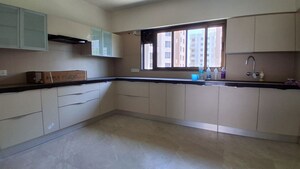 Room in 4 BHK Apartment at The Terraces Apartment, Balewadi – for Rent