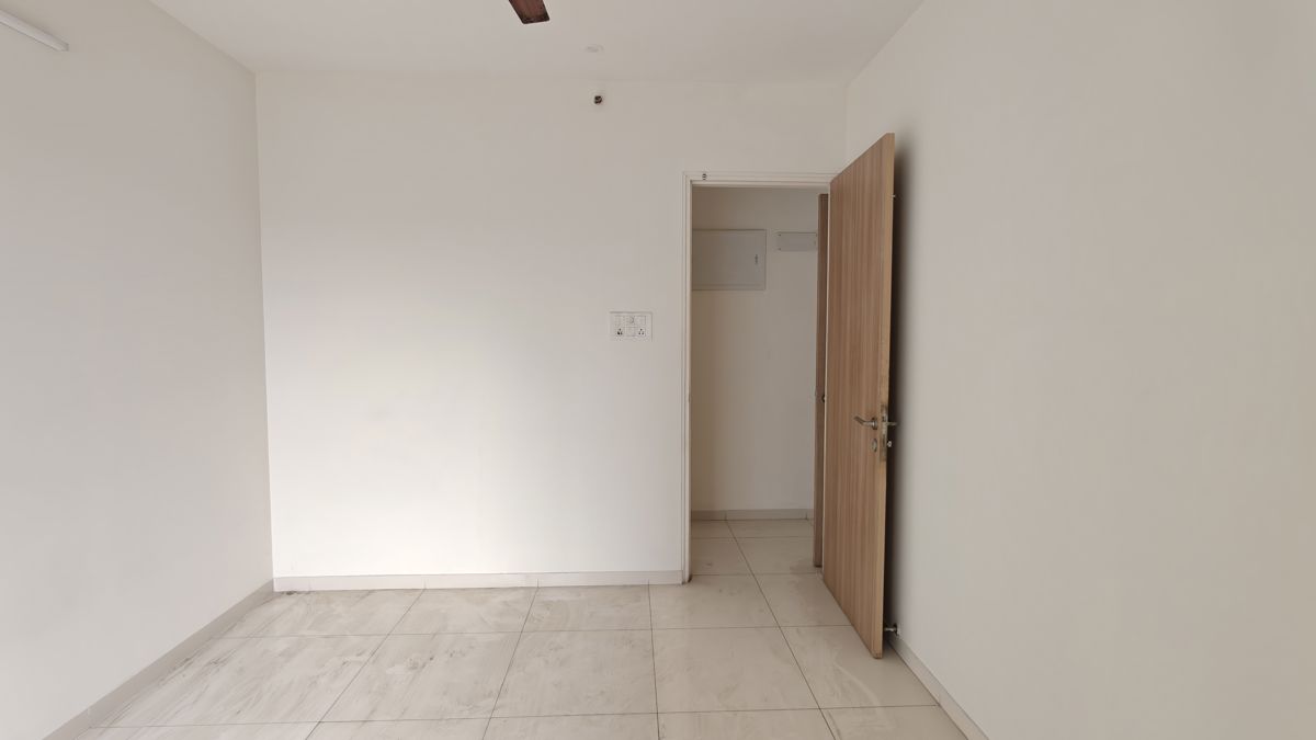 2 BHK + Store Room 550 Sq.Ft. Apartment in Godrej Emerald