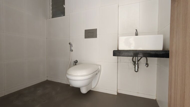 Bathroom, godrej-emerald 2 Bedroom 550 Sq.Ft. Apartment In Ghodbunder Road Thane 10459642
