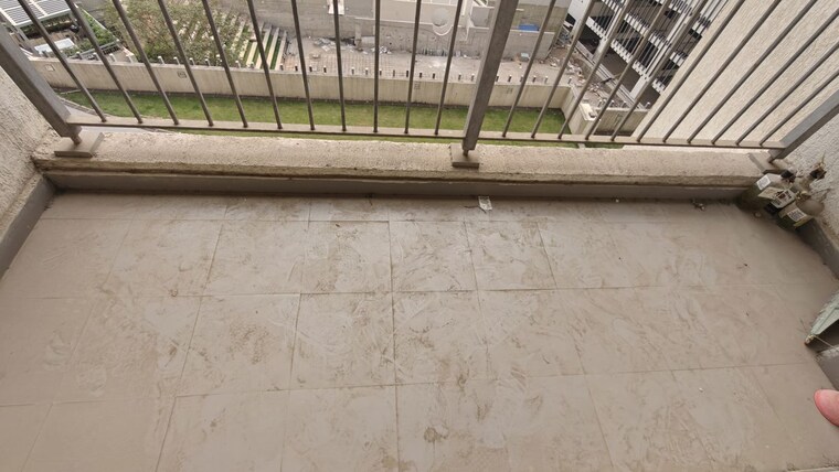 Balcony, godrej-emerald 2 Bedroom 550 Sq.Ft. Apartment In Ghodbunder Road Thane 10459642