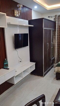 1 BHK Builder Floor For Rent in Minarch Tower