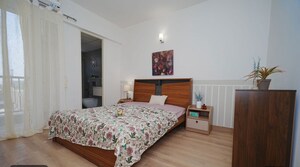 Bedroom in 3 BHK Builder Floor at Signature Global City 81, Sector 81 – for Sale
