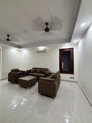 Living Room in 2 BHK Builder Floor at Sector 57 – for Rent