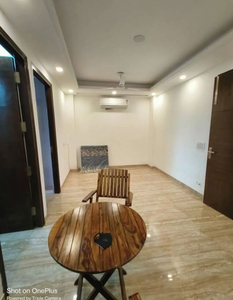 Living Room, lucky-the-palm-valley 2 Bedroom 950 Sq.Ft. Builder Floor In Sector 1 Greater Noida Greater Noida 10459737