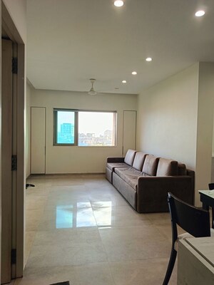 Living Room in 1.5 BHK Apartment at Lady Ratan Tower, Worli – for Rent