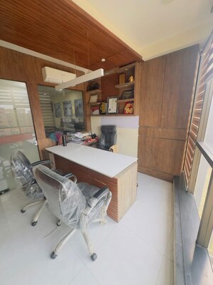  Office Space For Rent in Vaishnodevi Circle