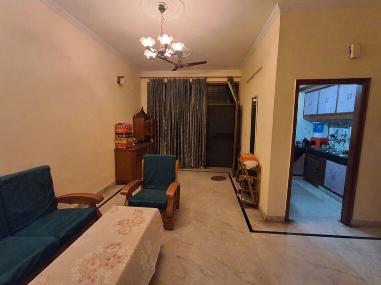 Living Room, jaipuria-plaza 2 Bedroom 1000 Sq.Ft. Apartment In Sector 26 Noida 10459762