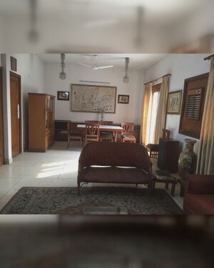 3 BHK Builder Floor For Sale in East Of Kailash