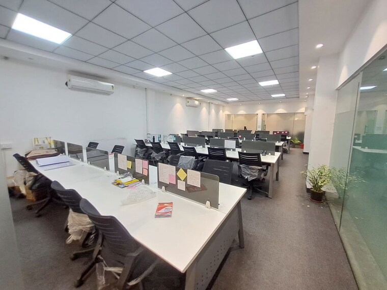 Team Area, sector 63 Commercial Office Space 2200 Sq.Ft. In Sector 63 Noida 10459601