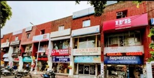  Shop – Exterior View View at Connaught Place - for Rent
