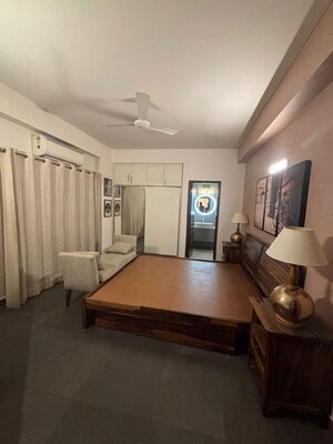 Living Room in 3.5 BHK Apartment at Ajnara Daffodil, Sector 137 – for Rent