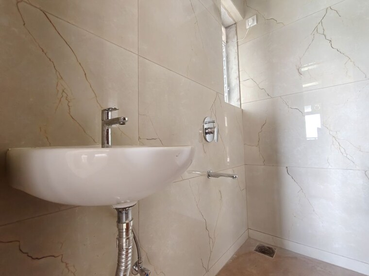 Bathroom, raunak-bliss 1 Bedroom 430 Sq.Ft. Apartment In Ghodbunder Road Thane 10459801