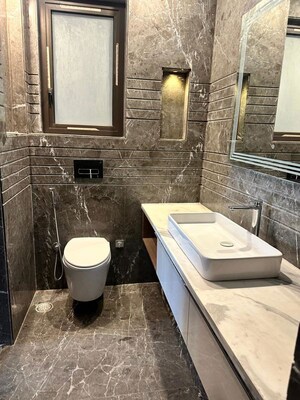 Bathroom in 4 BHK Builder Floor at Green Wood City, Sector 45 – for Sale
