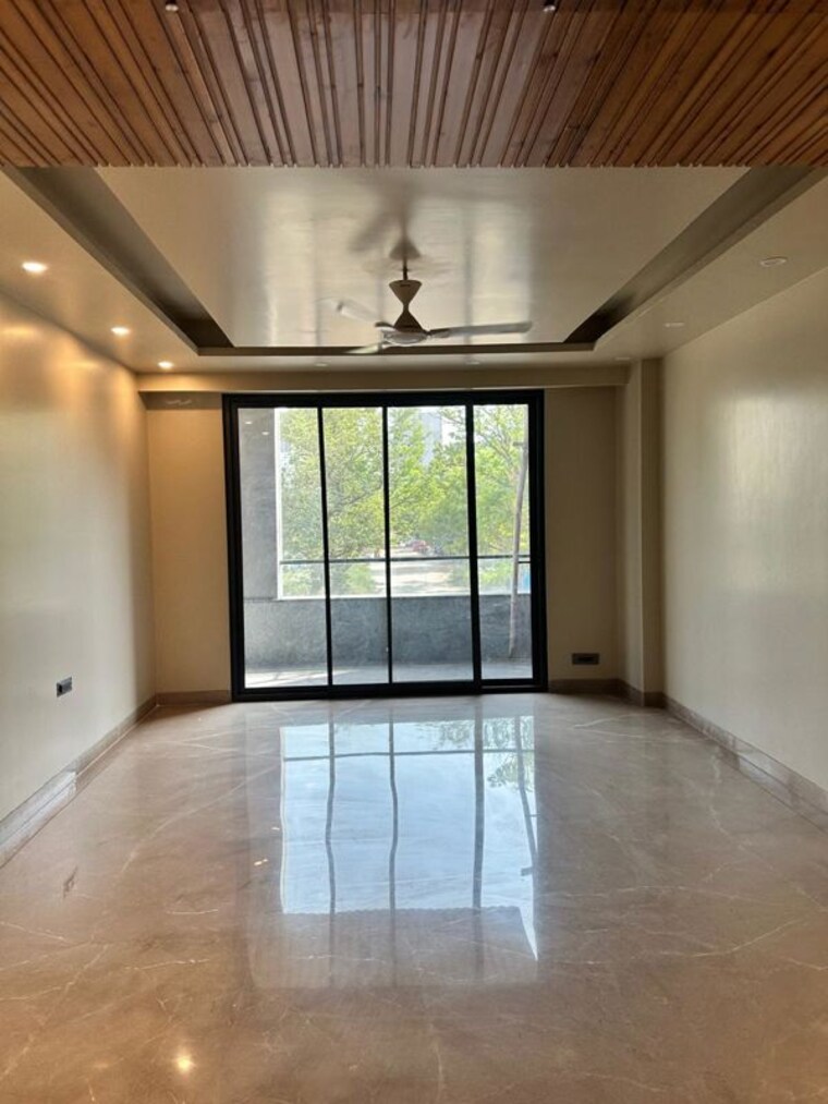 Room, green-wood-city 4 Bedroom 500 Sq.Yd. Builder Floor In Sector 45 Gurgaon 10459816