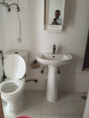 Bathroom in 2 BHK Apartment at Supertech Cape Town, Sector 74 – for Rent